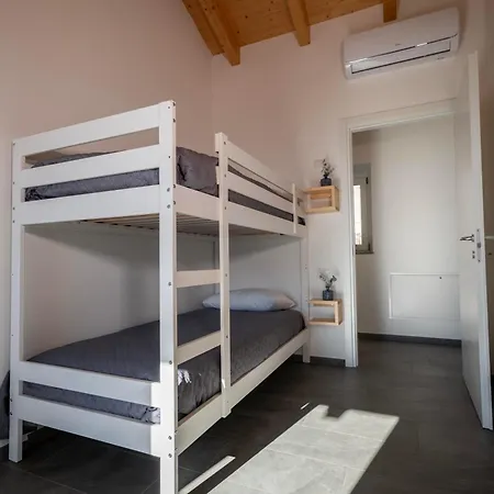 Delfina Mansarda Appartement Vercana